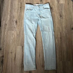 Light blue Levis jeans